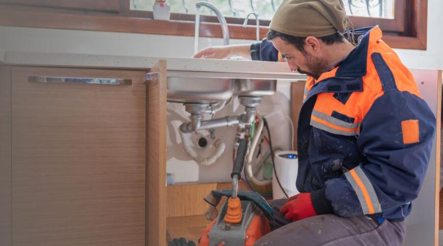 Professional water leak detection in Courtland, AL
